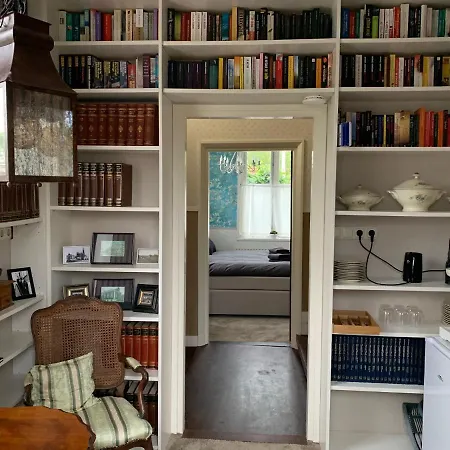 Bed & Breakfast 't Raethuys